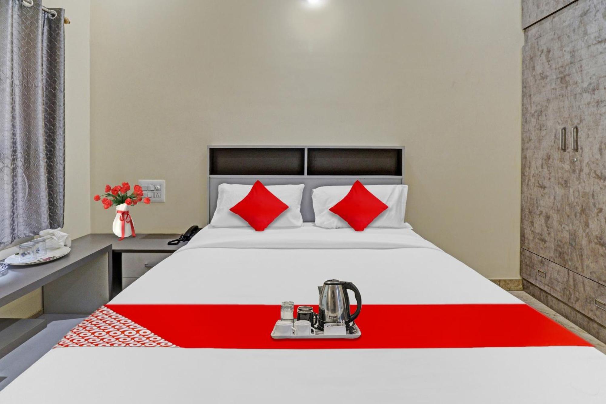 Hotel O I Care With Greenery Comforts Tumkur Exterior foto